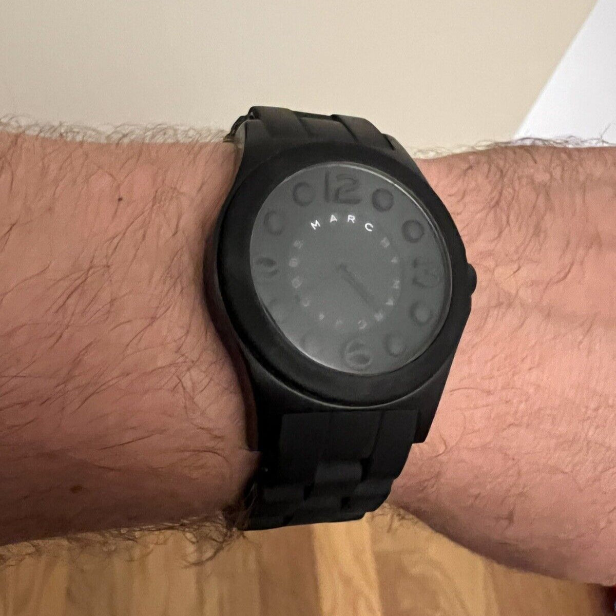  Shop Authentic Marc Jacobs Pelly Black Dial Black Silicone Strap Watch for Women - MBM2531 - Luxxuri