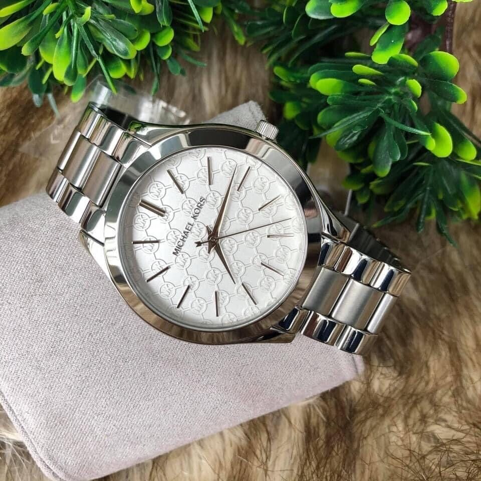  Shop Authentic Michael Kors Runway Silver Dial Silver Stainless Steel Strap Watch for Women - MK3371 - Luxxuri
