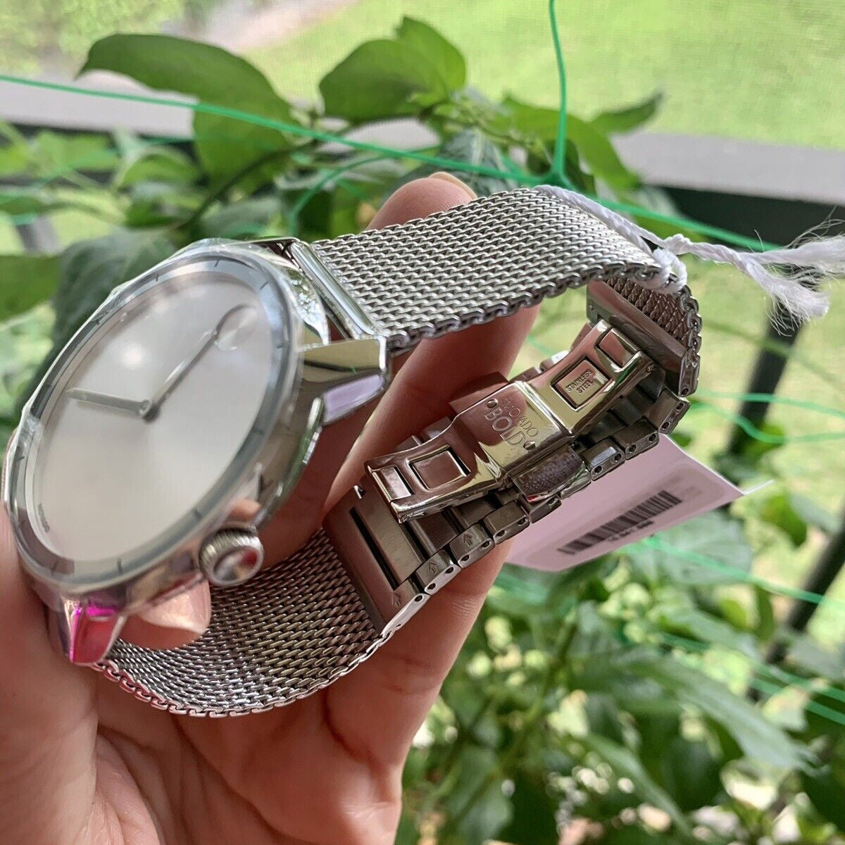  Shop Authentic Movado Bold Silver Dial Silver Mesh Bracelet Watch For Men - 3600260 - Luxxuri