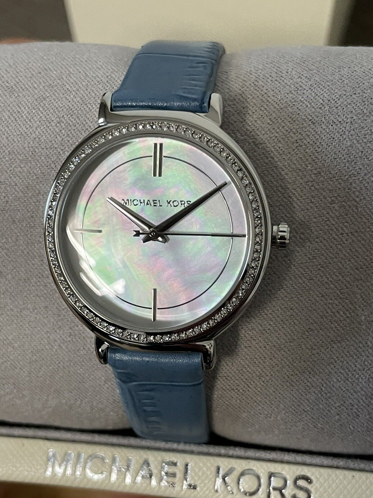  Shop Authentic Michael Kors Cinthia Mother of Pearl Dial Blue Leather Strap Watch for Women - MK2661 - Luxxuri