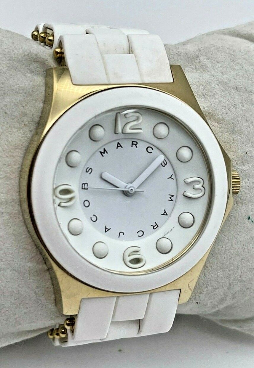  Shop Authentic Marc Jacobs Pelly White Dial White Silicone Strap Watch for Women - MBM2526 - Luxxuri