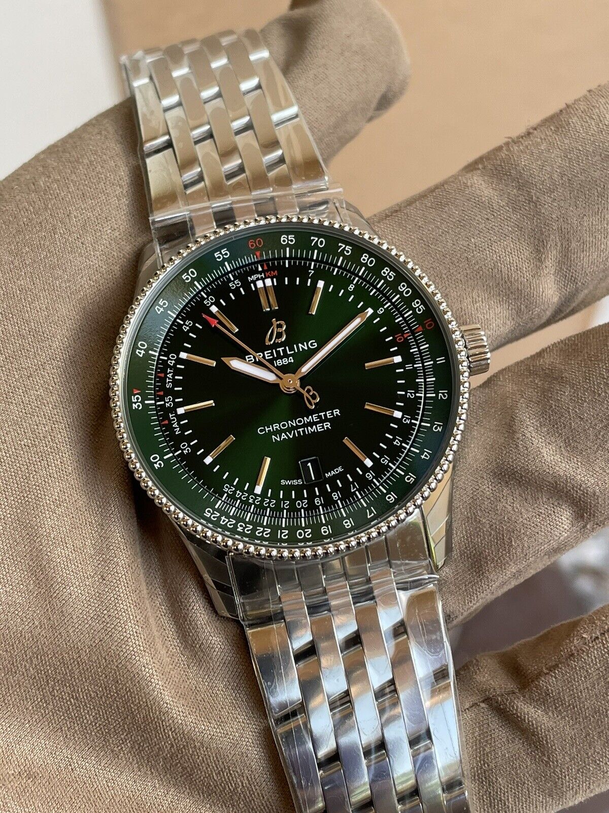  Shop Authentic Breitling Navitimer Automatic 41mm Green Dial Silver Steel Strap Watch for Men - A17326361L1A1 - Luxxuri