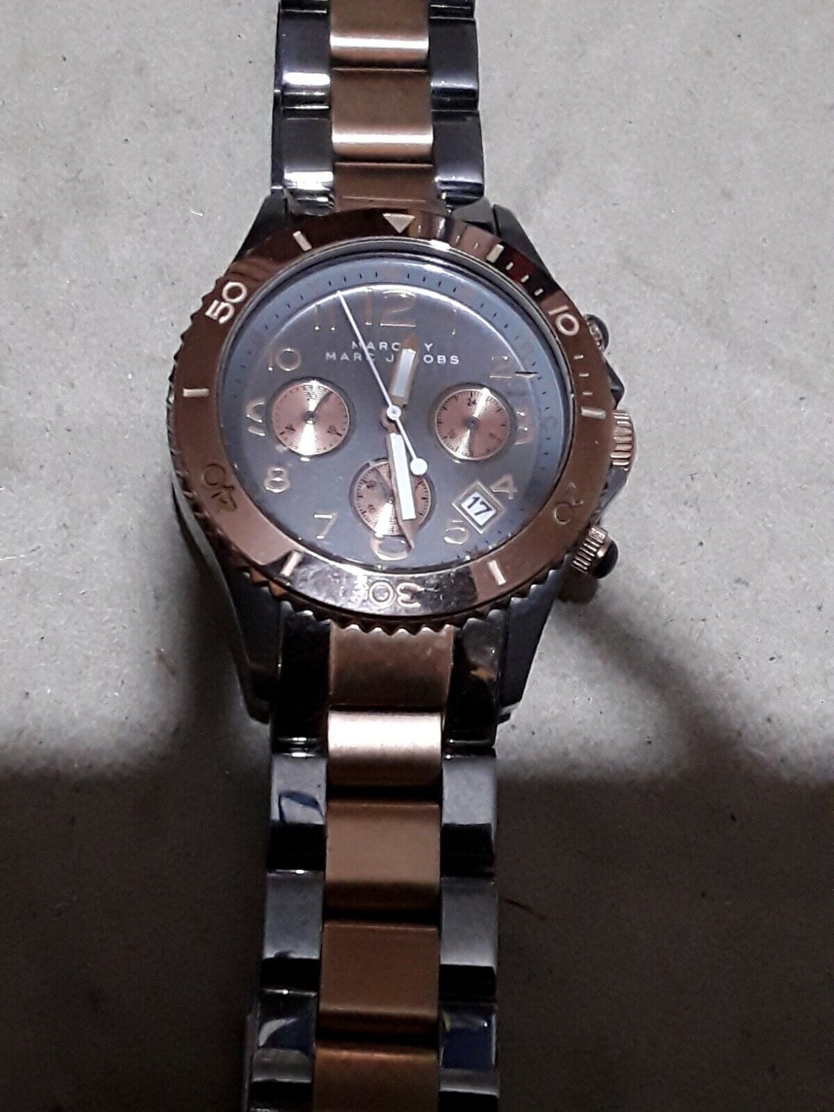  Shop Authentic Marc Jacobs Marc Chronograph Grey Dial Two Tone Steel Strap Watch for Men - MBM3157 - Luxxuri