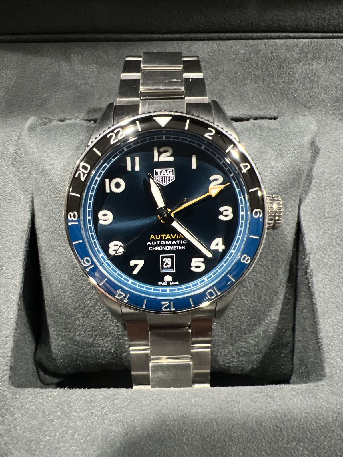  Shop Authentic Tag Heuer Autavia Cosc GMT Automatic Blue Dial Silver Steel Strap Watch for Men - WBE511A.BA0650 - Luxxuri