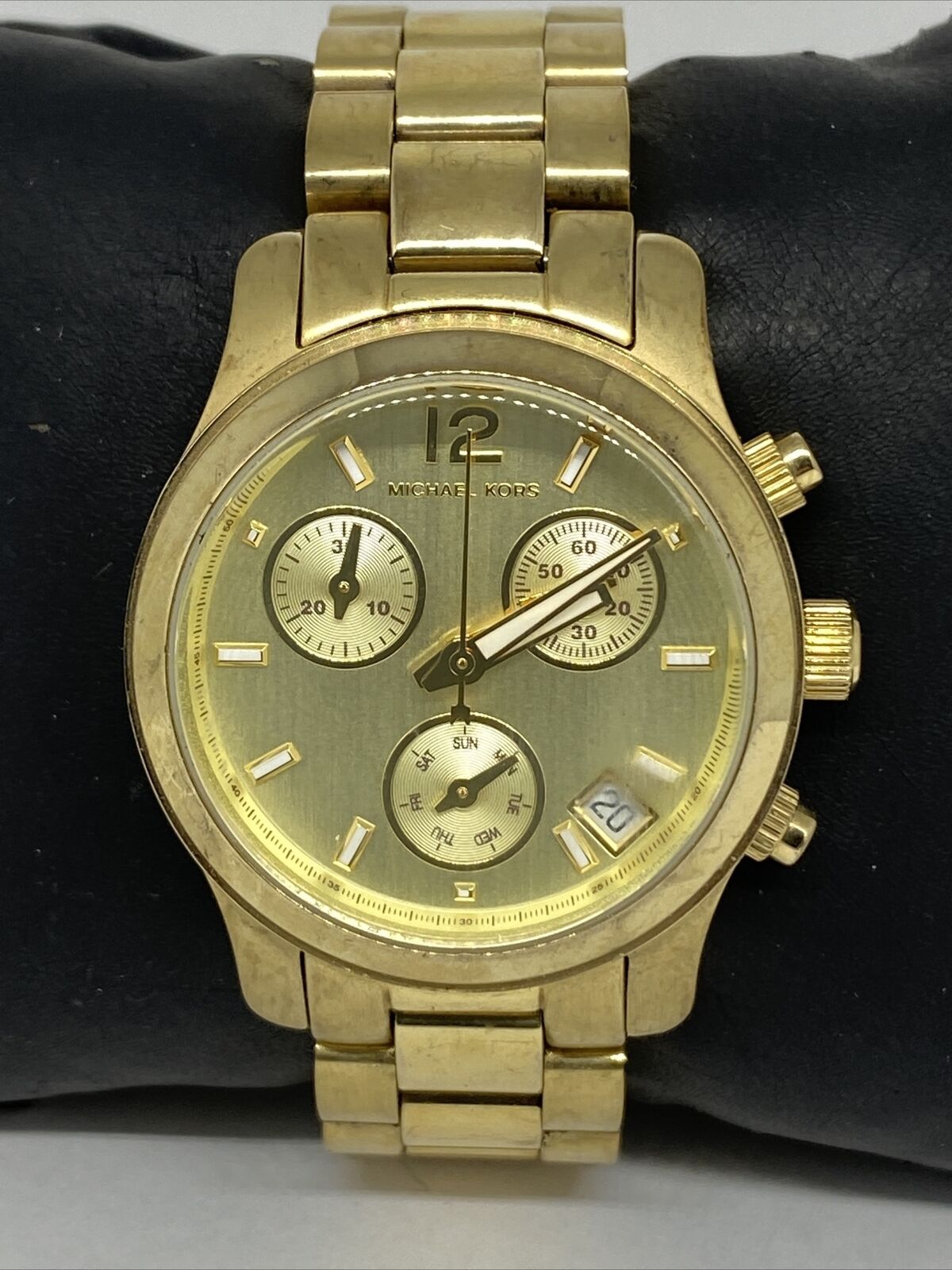  Shop Authentic Michael Kors Runway Gold Dial Gold Steel Strap Watch for Women - MK5384 - Luxxuri