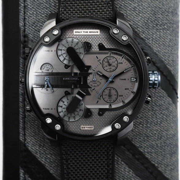  Shop Authentic Diesel Mr Daddy 2.0 Chronograph Grey Dial Black Nylon Strap Watch For Men - DZ7420 - Luxxuri