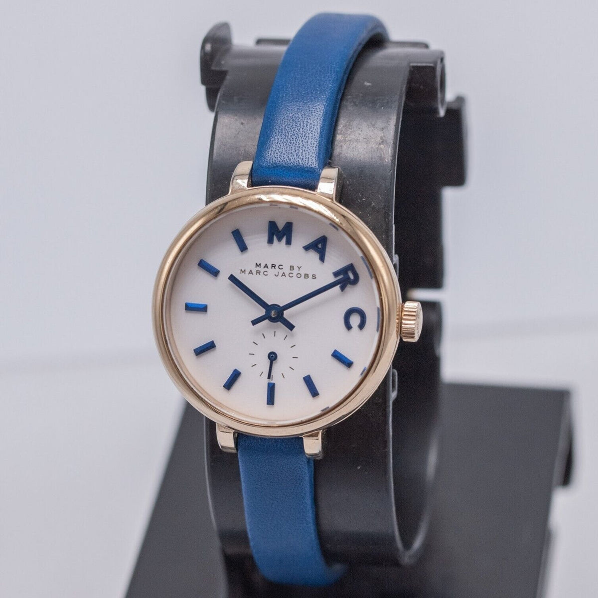  Shop Authentic Marc Jacobs Sally White Dial Blue Leather Strap Watch for Women - MBM1354 - Luxxuri