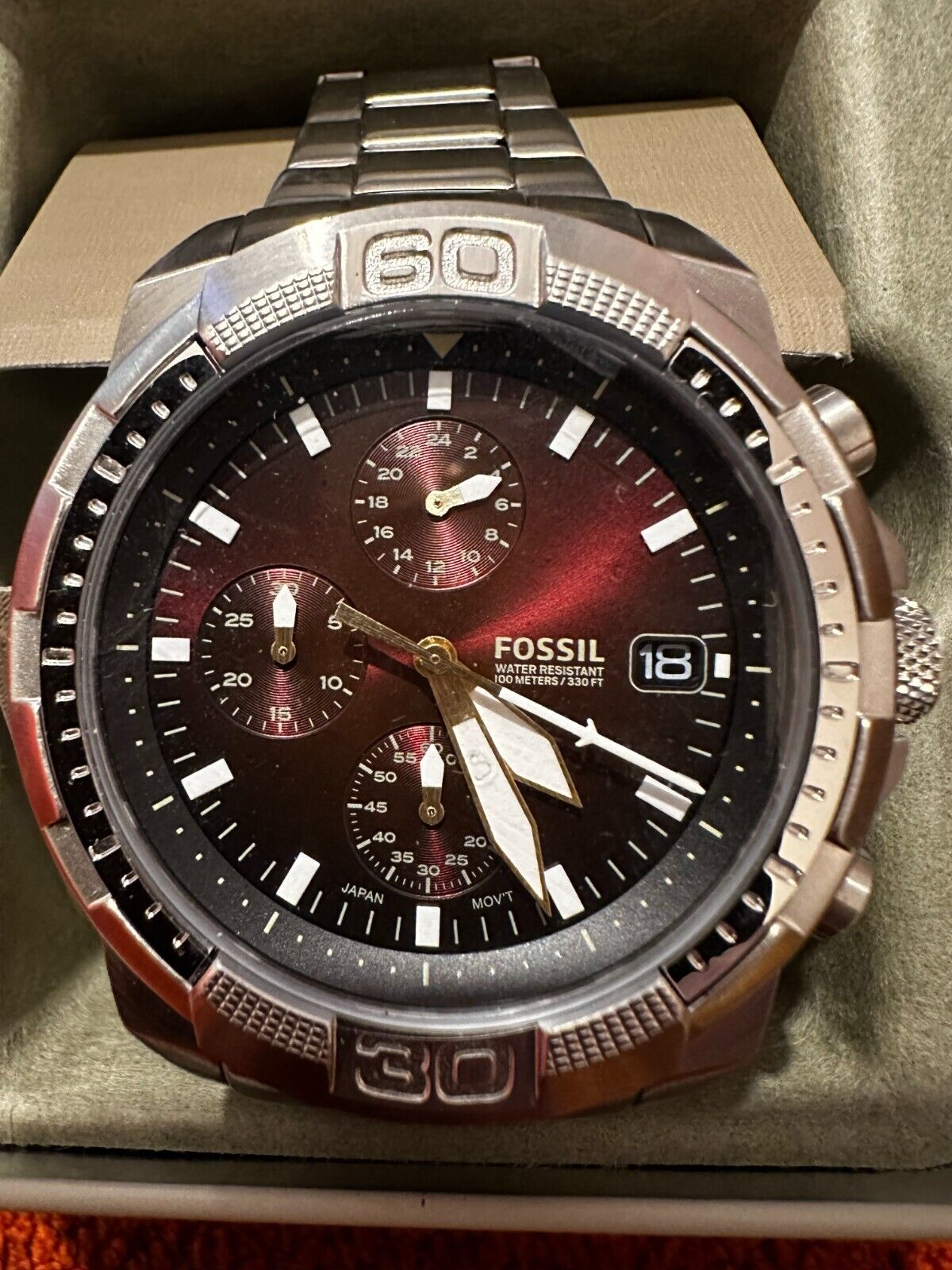  Shop Authentic Fossil Bronson Chronograph Red Dial Silver Steel Strap Watch for Men - FS5878 - Luxxuri