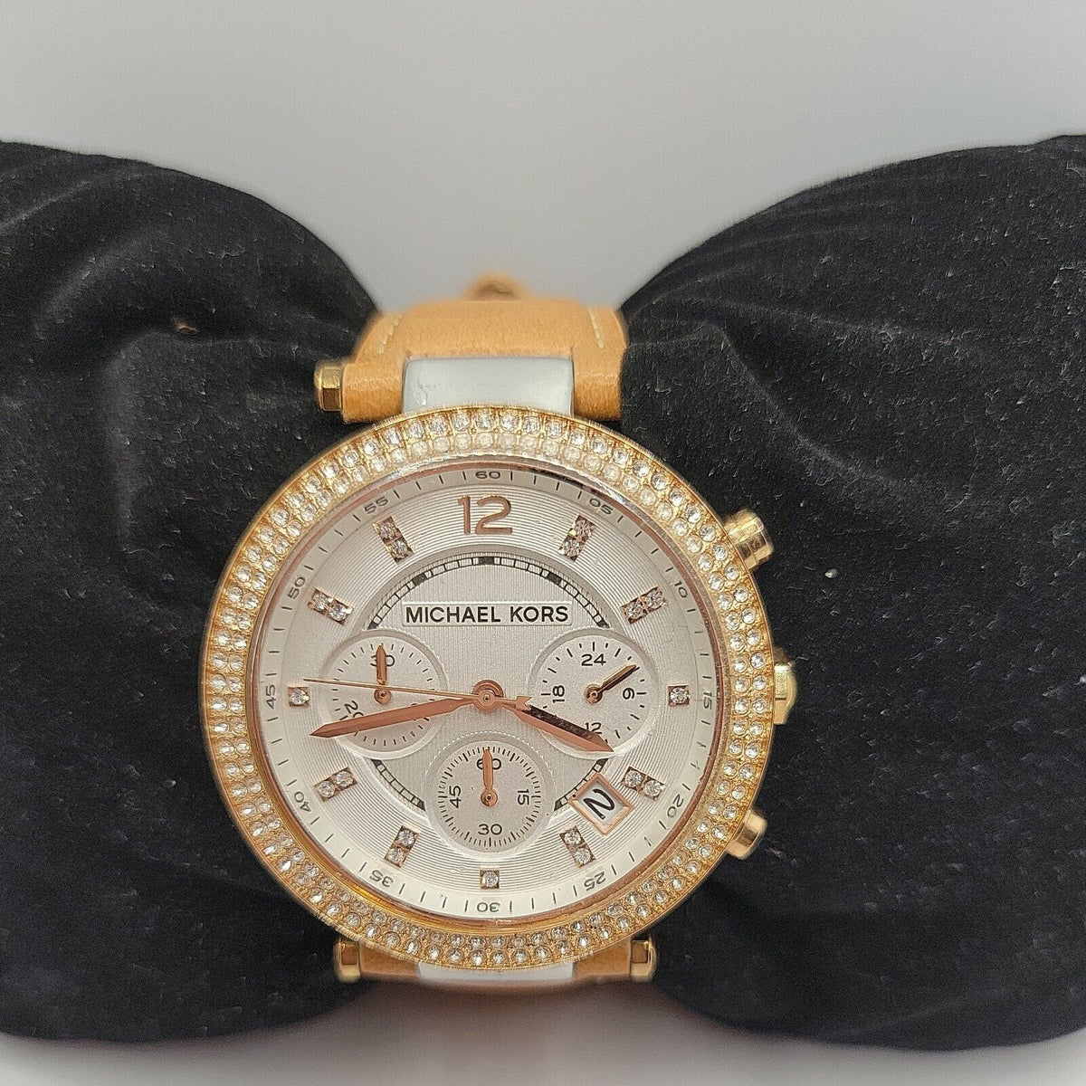  Shop Authentic Michael Kors Parker Chronograph White Dial Tan Leather Strap Watch for Women - MK5633 - Luxxuri