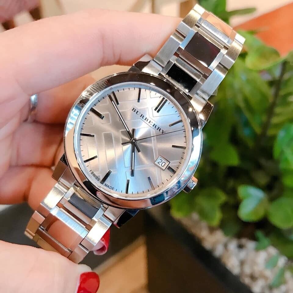  Shop Authentic Burberry The City Silver Dial Silver Steel Strap Watch for Women - BU9035 - Luxxuri