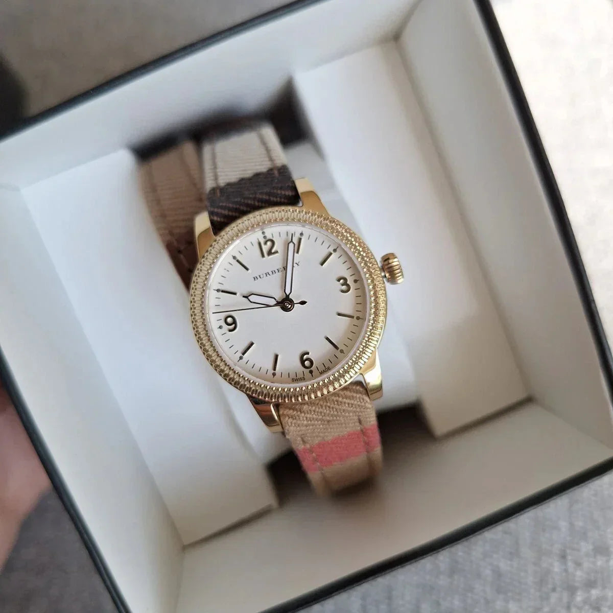  Shop Authentic Burberry Utilitarian White Dial Multicolor Leather Strap Watch for Women - BU7851 - Luxxuri