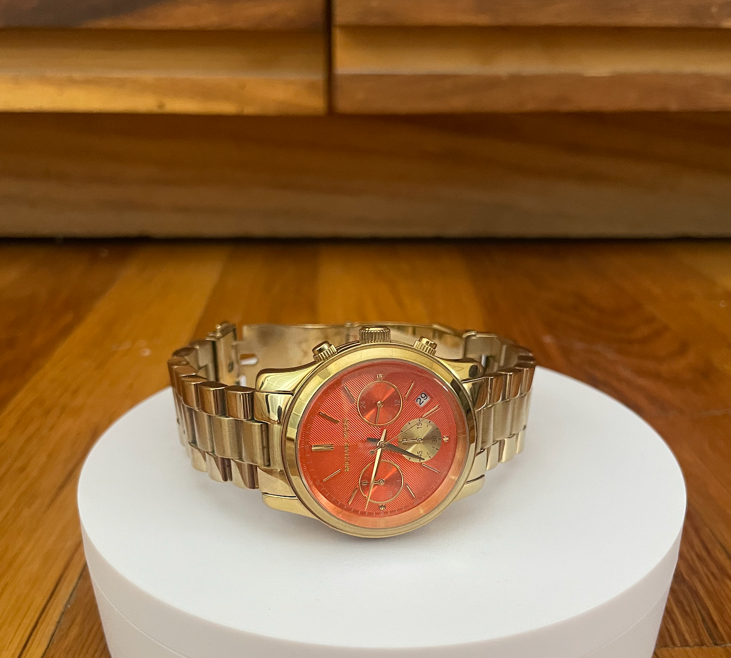  Shop Authentic Michael Kors Runway Chronograph Orange Dial Gold Steep Strap Watch For Women - MK6162 - Luxxuri