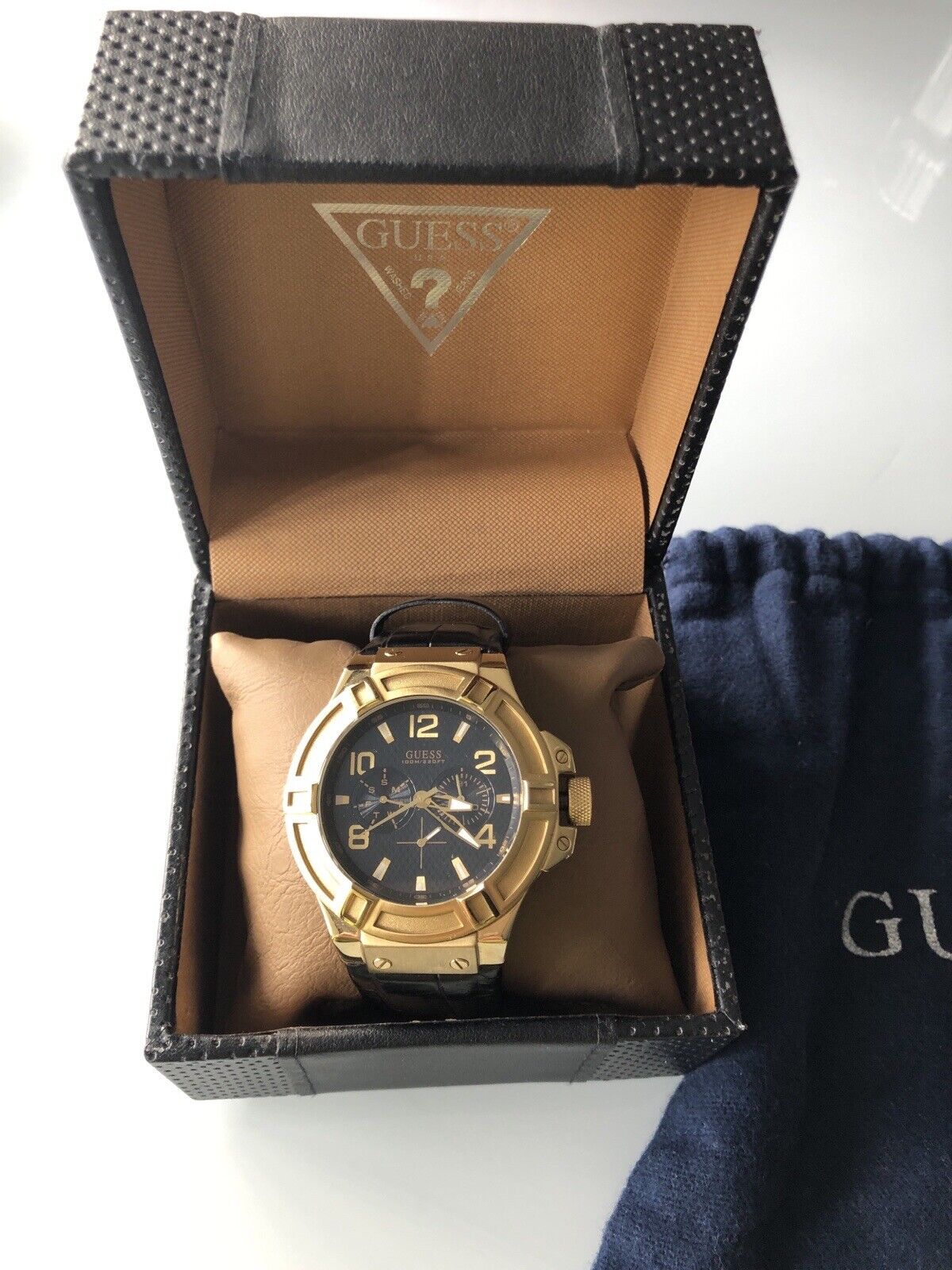  Shop Authentic Guess Rigor Analog Black Dial Black Leather Strap Watch For Men - W0040G4 - Luxxuri