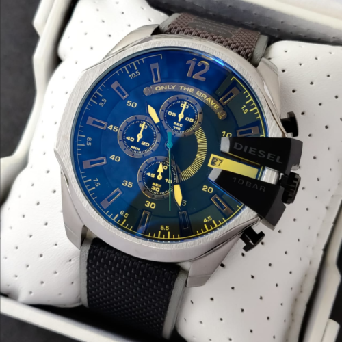  Shop Authentic Diesel Mega Chief Quartz Black Dial Grey Leather Strap Watch For Men - DZ4523 - Luxxuri