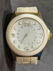 Shop Authentic Marc Jacobs Pelly White Dial White Silicone Strap Watch for Women - MBM2526 - Luxxuri
