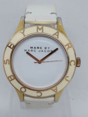  Shop Authentic Marc Jacobs Blade White Dial White Leather Strap Watch for Women - MBM1179 - Luxxuri