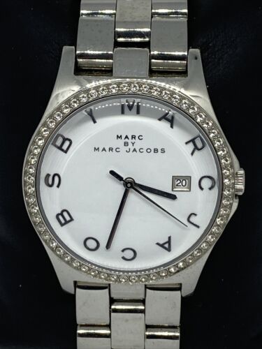  Shop Authentic Marc Jacobs Henry Diamonds White Dial Silver Steel Strap Watch for Women - MBM3044 - Luxxuri