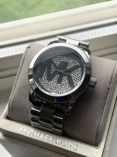  Shop Authentic Michael Kors Runway Silver Dial Silver Steel Strap Watch for Women - MK5544 - Luxxuri
