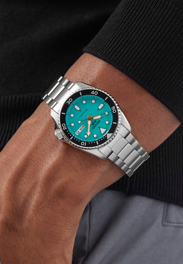  Shop Authentic Seiko 5 Sports SKX Midi Automatic Teal Dial Silver Steel Strap Watch For Men - SRPK33K1 - Luxxuri