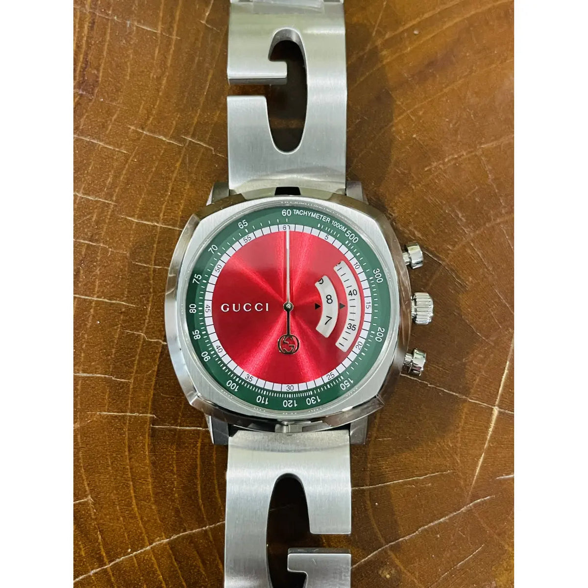  Shop Authentic Gucci Grip Quartz Chronograph Red Dial Silver Steel Strap Watch For Men - YA157303 - Luxxuri
