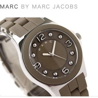 Shop Authentic Marc Jacobs Pelly Grey Dial Grey Silicone Strap Watch for Women - MBM2539 - Luxxuri