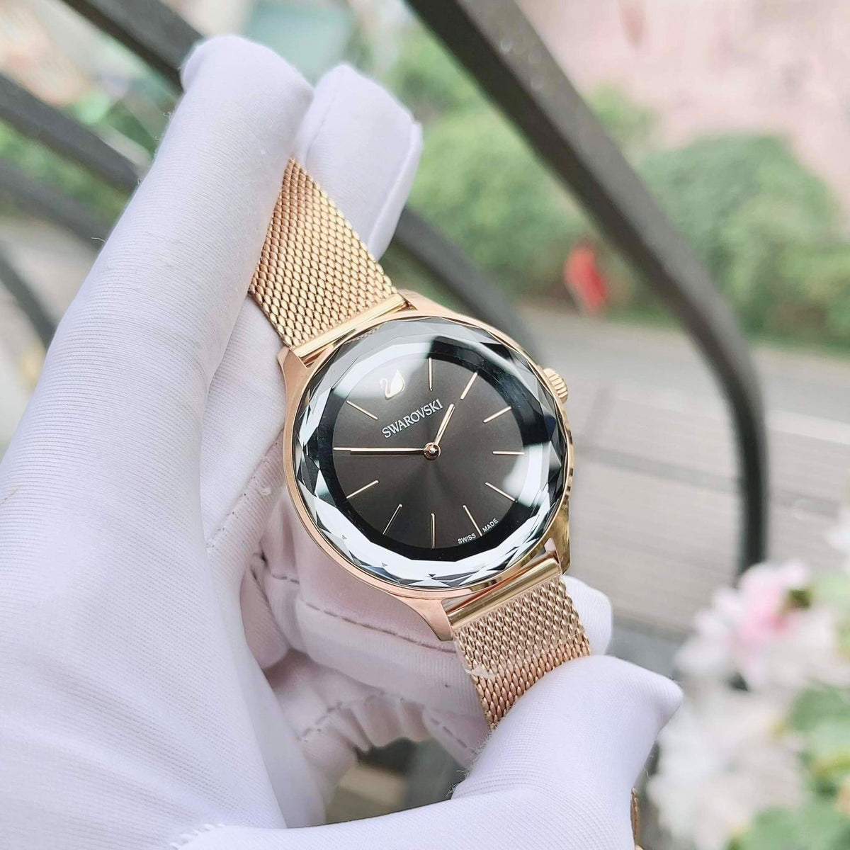  Shop Authentic Swarovski Octea Nova Black Dial Rose Gold Mesh Bracelet Watch for Women - 5430424 - Luxxuri