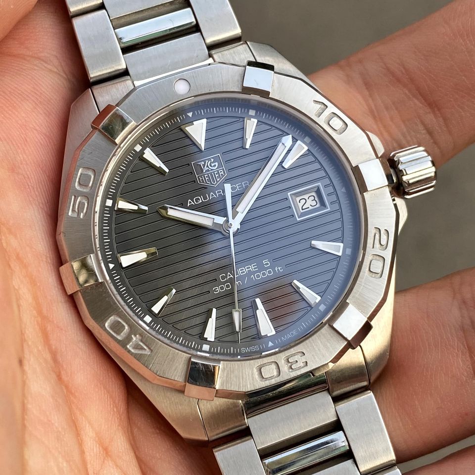  Shop Authentic Tag Heuer Aquaracer Automatic Anthracite Grey Dial Silver Steel Strap Watch for Men - WAY2113.BA0928 - Luxxuri