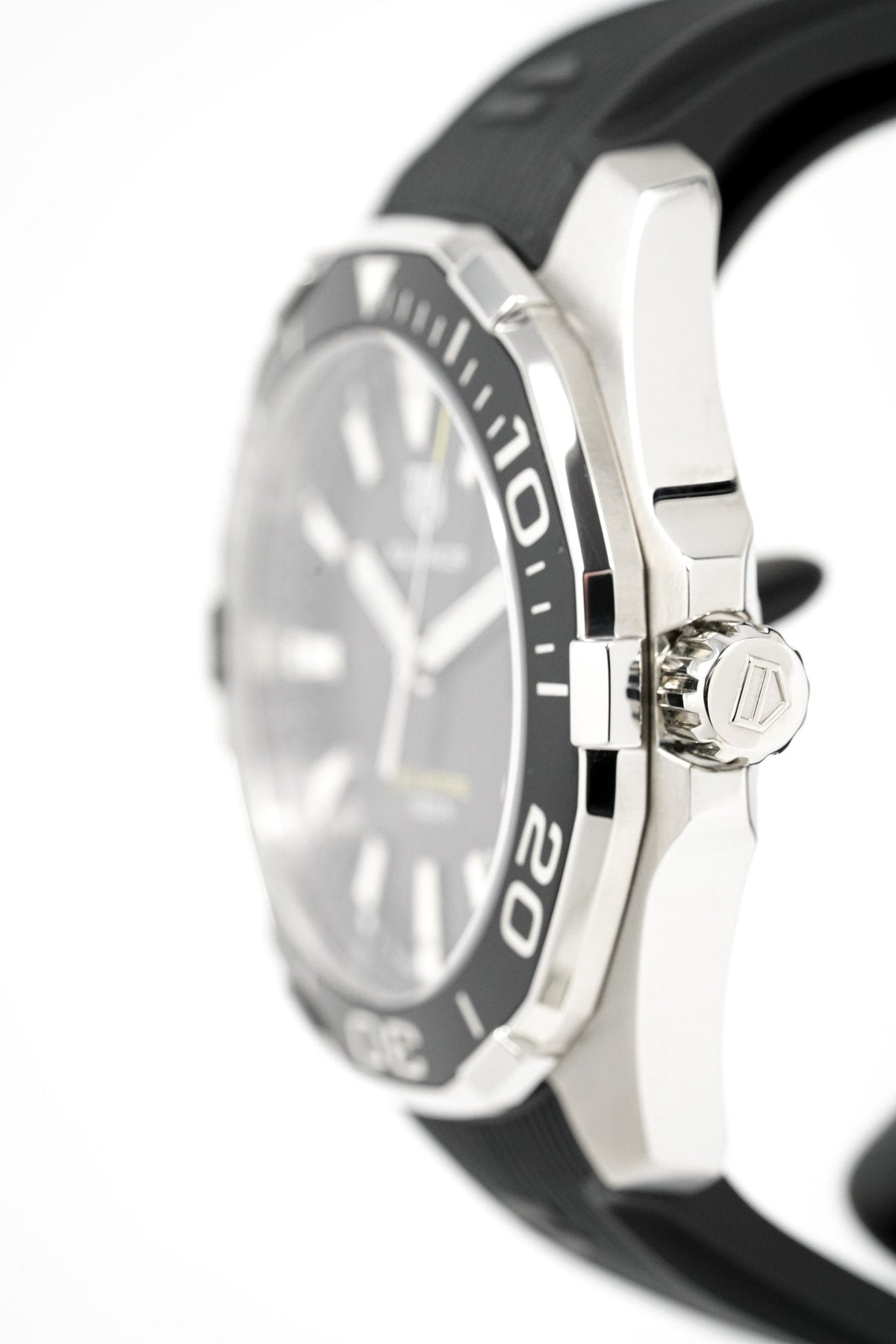  Shop Authentic Tag Heuer Aquaracer Quartz Black Dial Black Rubber Strap Watch for Men -  WAY101A.FT6141 - Luxxuri