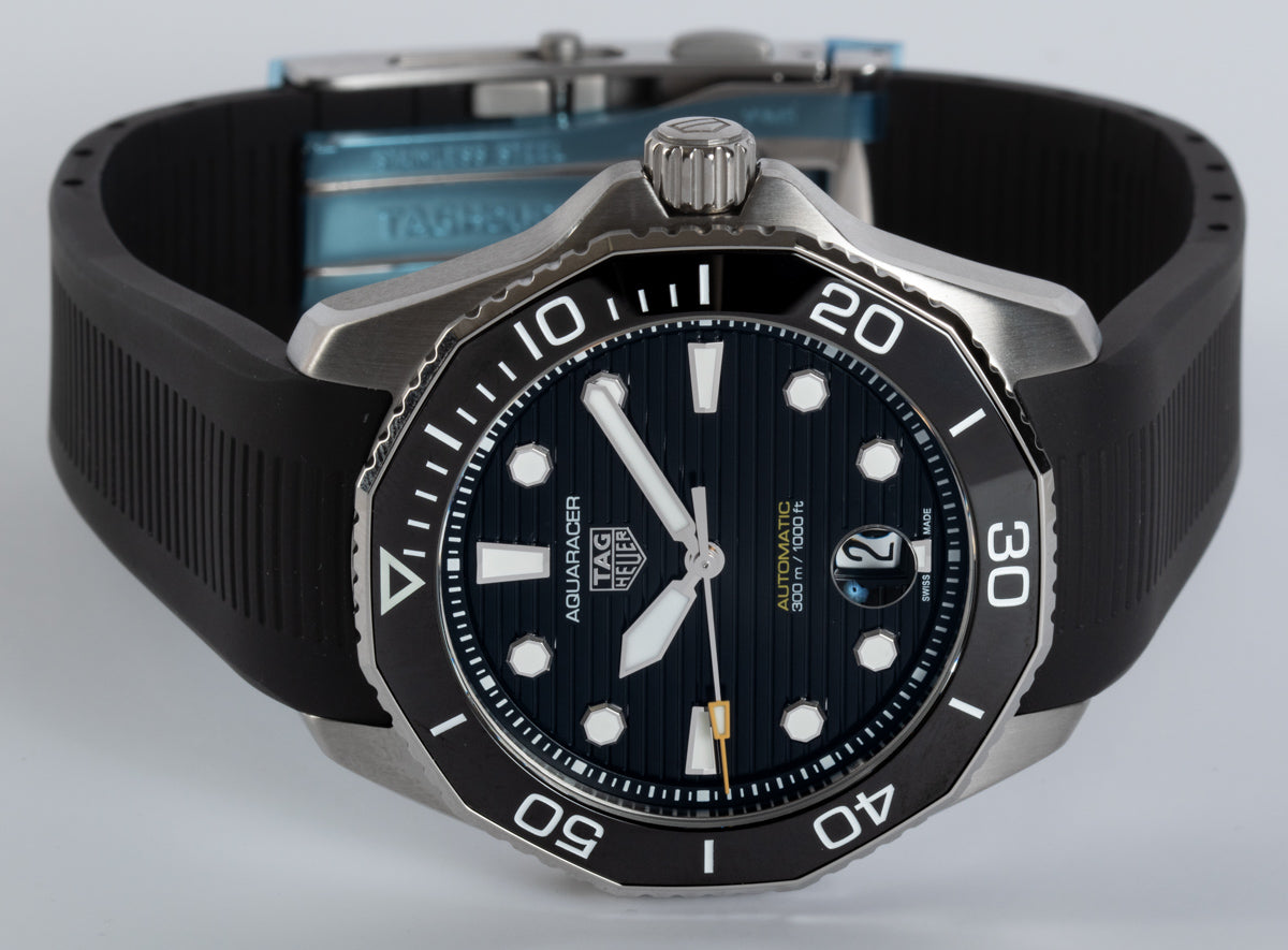  Shop Authentic Tag Heuer Aquaracer Professional 300 Automatic Black Dial Black Rubber Strap Watch for Men - WBP201A.FT6197 - Luxxuri