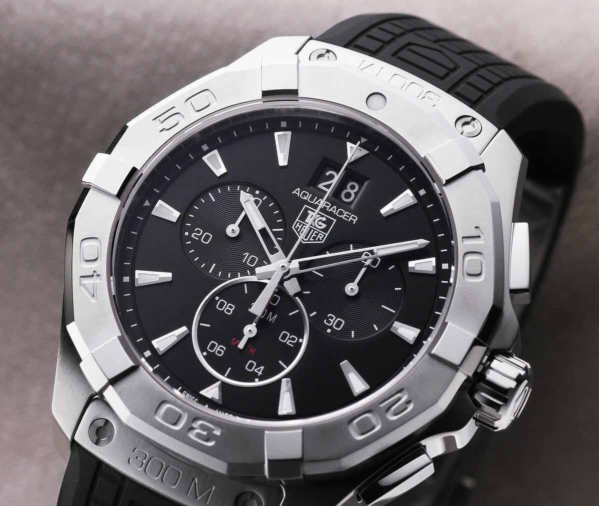  Shop Authentic Tag Heuer Aquaracer Chronograph Black Dial Black Rubber Strap Watch for Men - CAY1110.FT6041 - Luxxuri