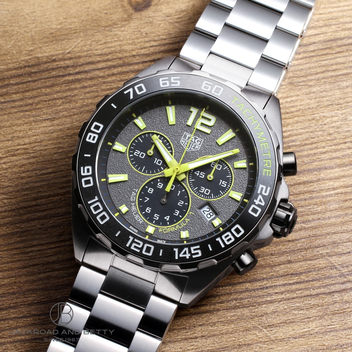  Shop Authentic Tag Heuer Formula 1 Chronograph Grey Dial Silver Steel Strap Watch for Men - CAZ101AG.BA0842 - Luxxuri