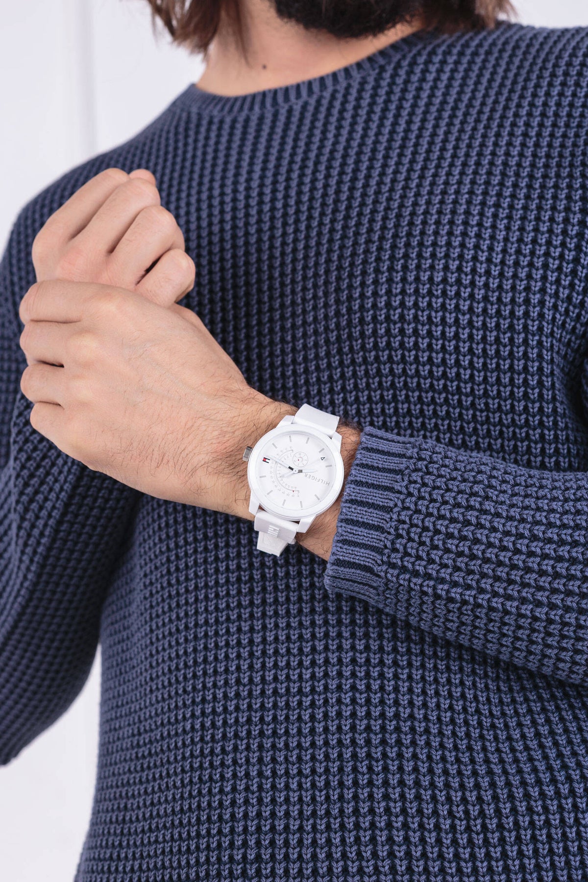  Shop Authentic Tommy Hilfiger Denim Analog White Dial White Rubber Strap Watch for Men - 1791481 - Luxxuri