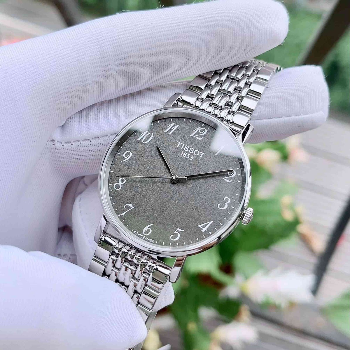  Shop Authentic Tissot T Classic Everytime Quartz Black Dial Silver Steel Strap Watch for Men - T109.410.11.072.00 - Luxxuri