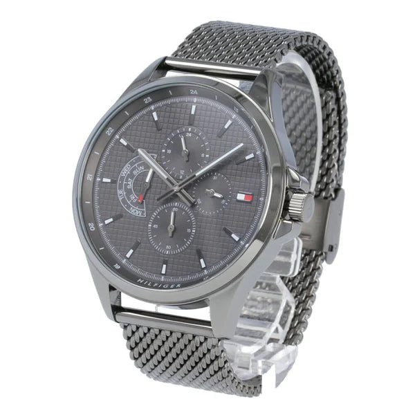  Shop Authentic Tommy Hilfiger Shawn Chronograph Quartz Grey Dial Grey Mesh Bracelet Watch for Men - 1791613 - Luxxuri