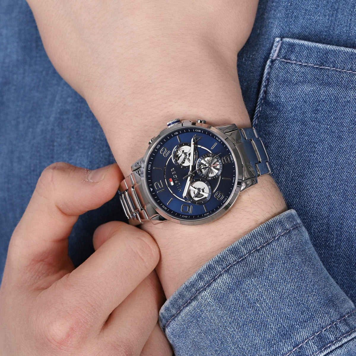  Shop Authentic Tommy Hilfiger Keagan Blue Dial Silver Steel Strap Watch for Men - 1791293 - Luxxuri