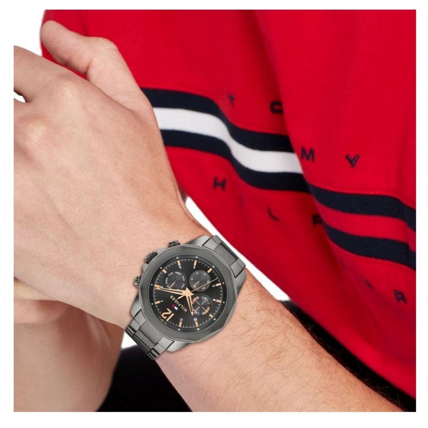  Shop Authentic Tommy Hilfiger Lars Chronograph Black Dial Black Steel Strap Watch For Men - 1792061 - Luxxuri