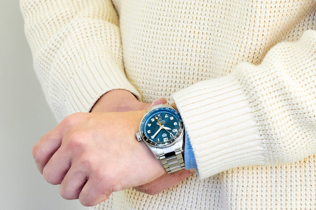  Shop Authentic Tag Heuer Autavia Cosc GMT Automatic Blue Dial Silver Steel Strap Watch for Men - WBE511A.BA0650 - Luxxuri