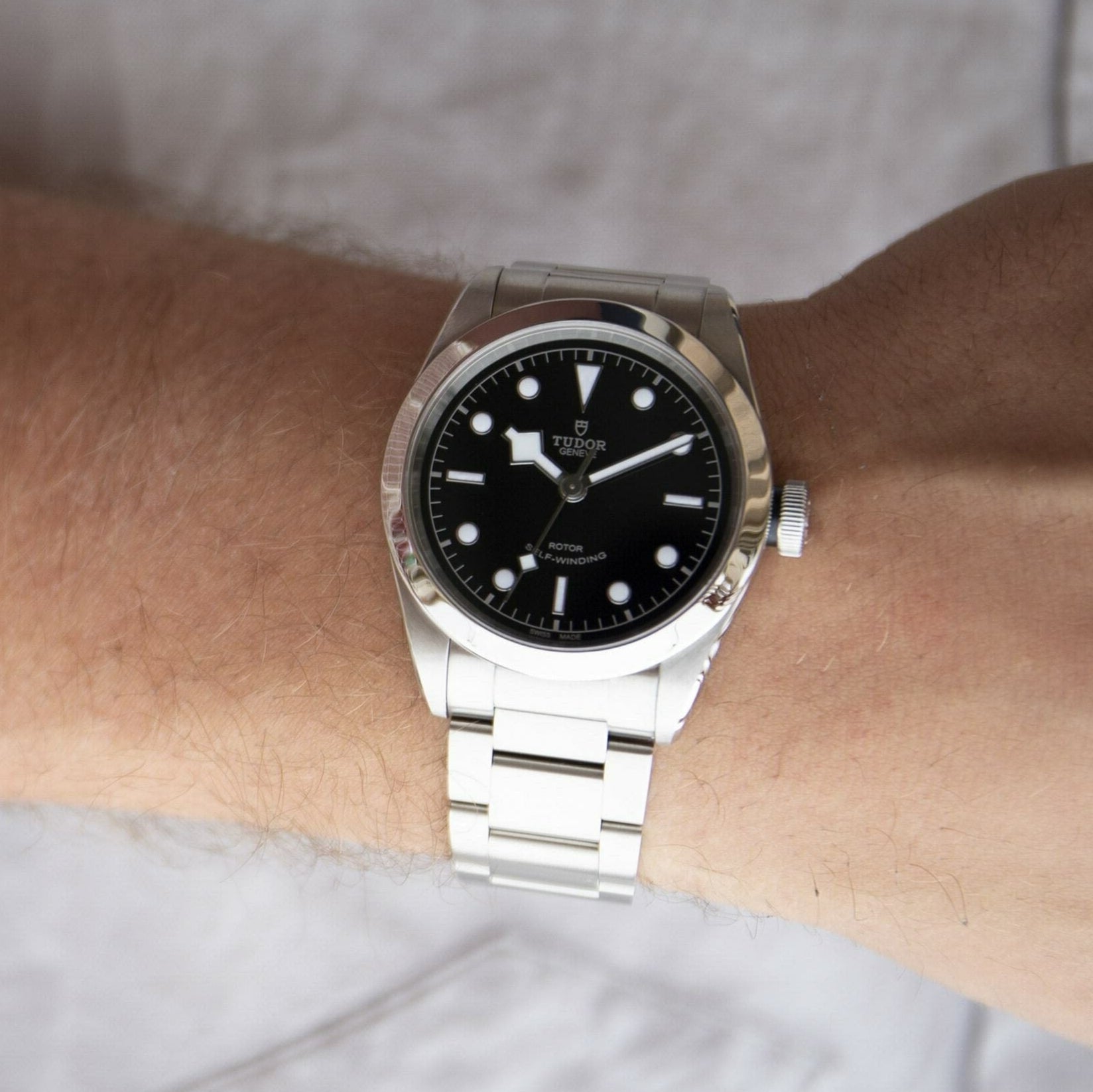  Shop Authentic Tudor Black Bay Automatic Black Dial Silver Steel Strap Watch for Men - M79540-0001 - Luxxuri