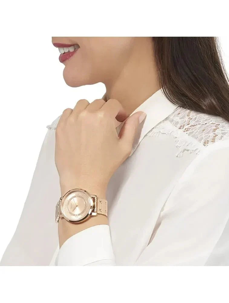  Shop Authentic Guess Montauk Rose Gold Dial Rose Gold Steel Strap Watch For Women - W0933L3 - Luxxuri