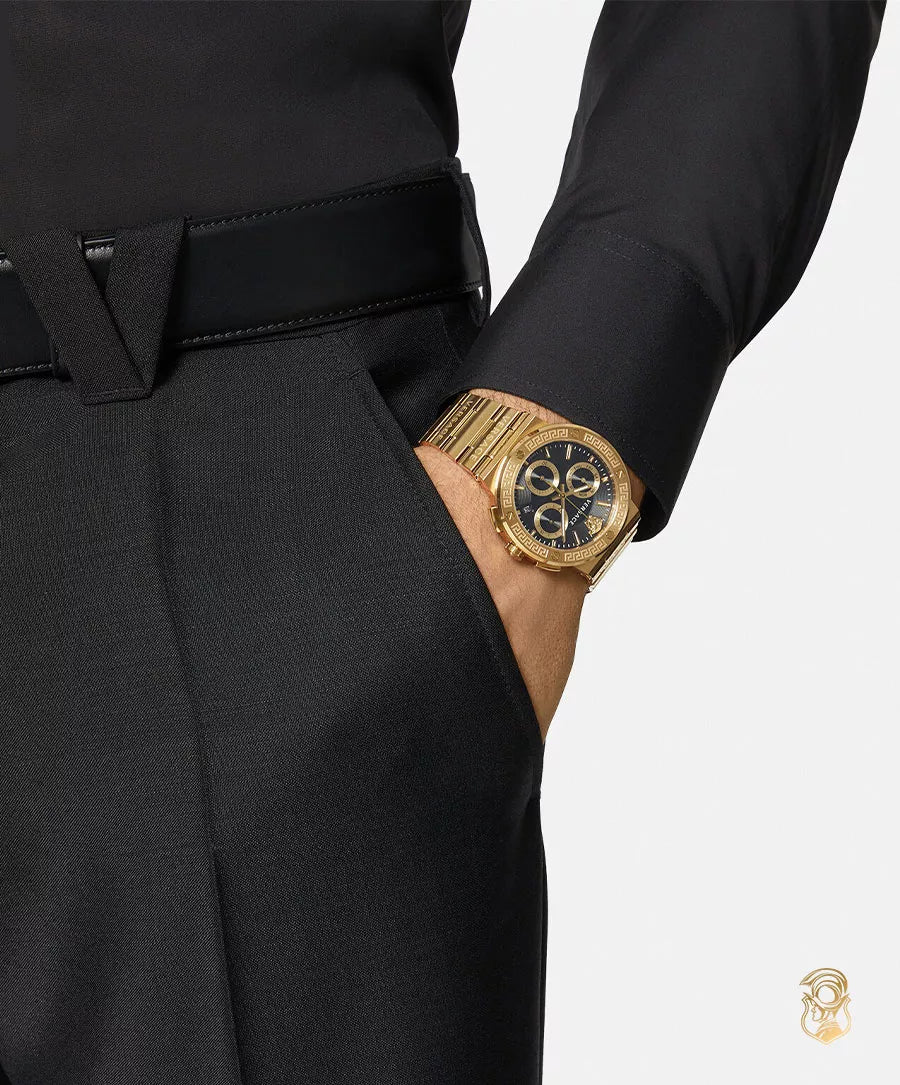  Shop Authentic Versace Greca Chronograph Black Dial Gold Steel Strap Watch For Men - VEZ900421 - Luxxuri