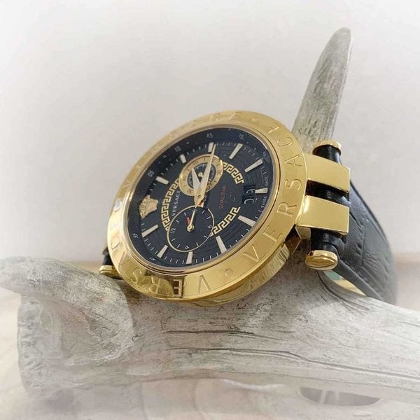  Shop Authentic Versace V-Race Quartz Black Dial Black Leather Strap Watch For Men - VEBV00119 - Luxxuri