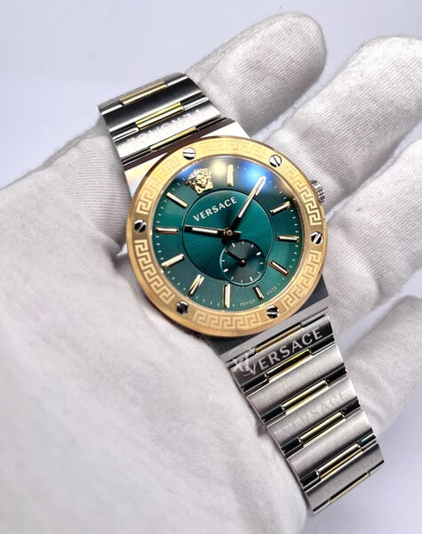  Shop Authentic Versace Hellenyium Quartz Green Dial Silver Steel Strap Watch For Men - VEVK00420 - Luxxuri