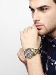  Shop Authentic Guess Horizon Chronograph Black Dial Gold Steel Strap Watch For Men - W0379G4 - Luxxuri