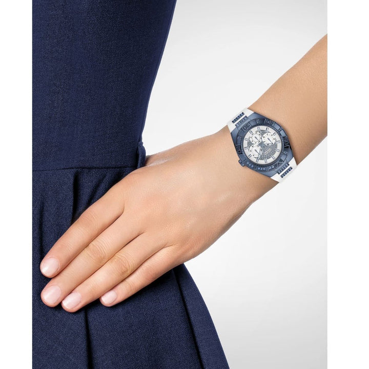 Shop Authentic Guess Luna Diamonds White Dial White Rubber Strap Watch for Women - W0653L2 - Luxxuri