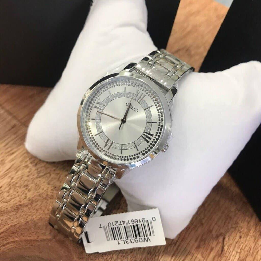  Shop Authentic Guess Montauk Silver Dial Stainless Steel Watch For Women - W0933L1 - Luxxuri