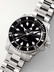  Shop Authentic Gucci Dive Automatic Black Dial Silver Steel Strap Watch for Men - YA136353 - Luxxuri