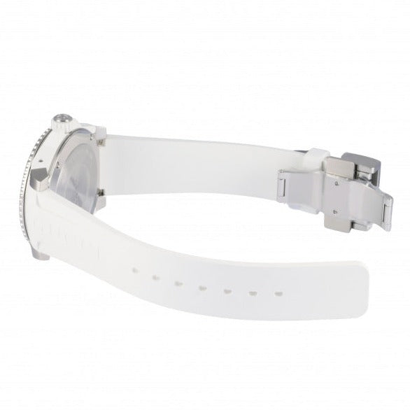  Shop Authentic Gucci Dive Quartz White Dial White Rubber Strap Watch For Men - YA136330 - Luxxuri