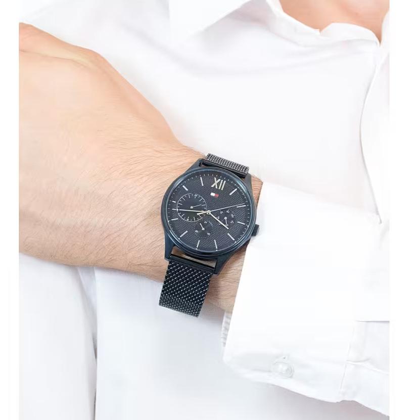  Shop Authentic Tommy Hilfiger Damon Quartz Blue Dial Blue Mesh Bracelet Watch for Men - 1791421 - Luxxuri