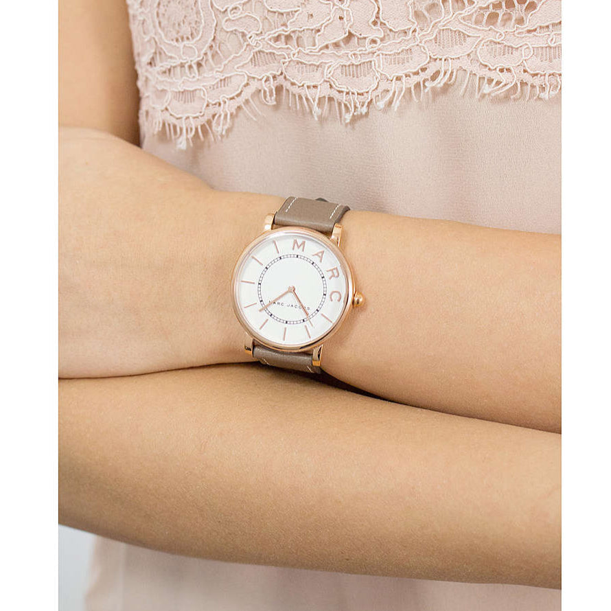  Shop Authentic Marc Jacobs Roxy White Dial Cement Brown Leather Strap Watch for Women - MJ1533 - Luxxuri