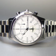  Shop Authentic Gucci G Timeless Chronograph White Dial Silver Steel Strap Watch For Men - YA126472 - Luxxuri
